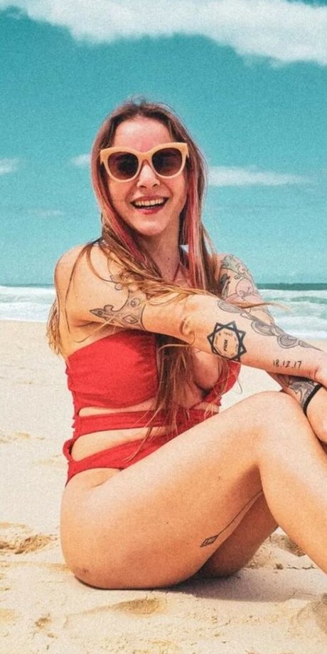 Foto desnuda filtrada de OnlyFans de Dani Buarque