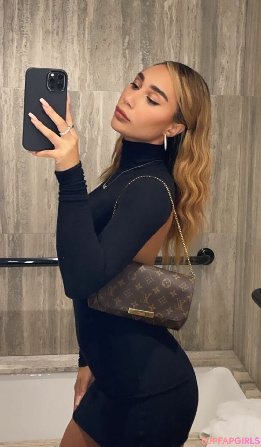 Foto desnuda filtrada de OnlyFans de Eva Marisol Gutowski #64 Foto desnuda filtrada de OnlyFans de Eva Marisol Gutowski #64