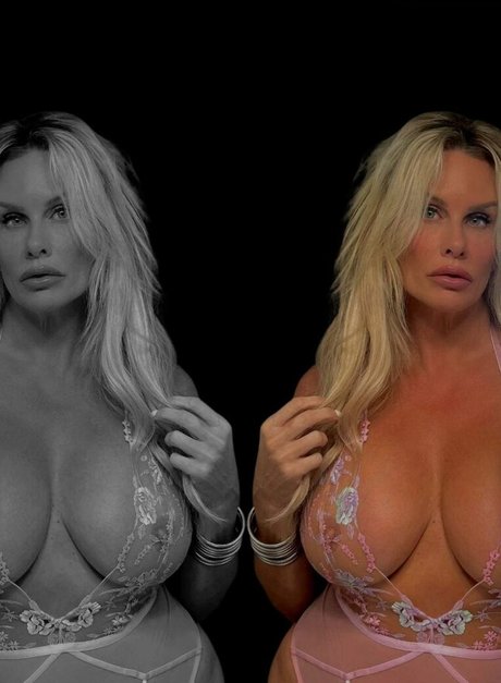 Foto desnuda filtrada de OnlyFans de Rebeccalynned