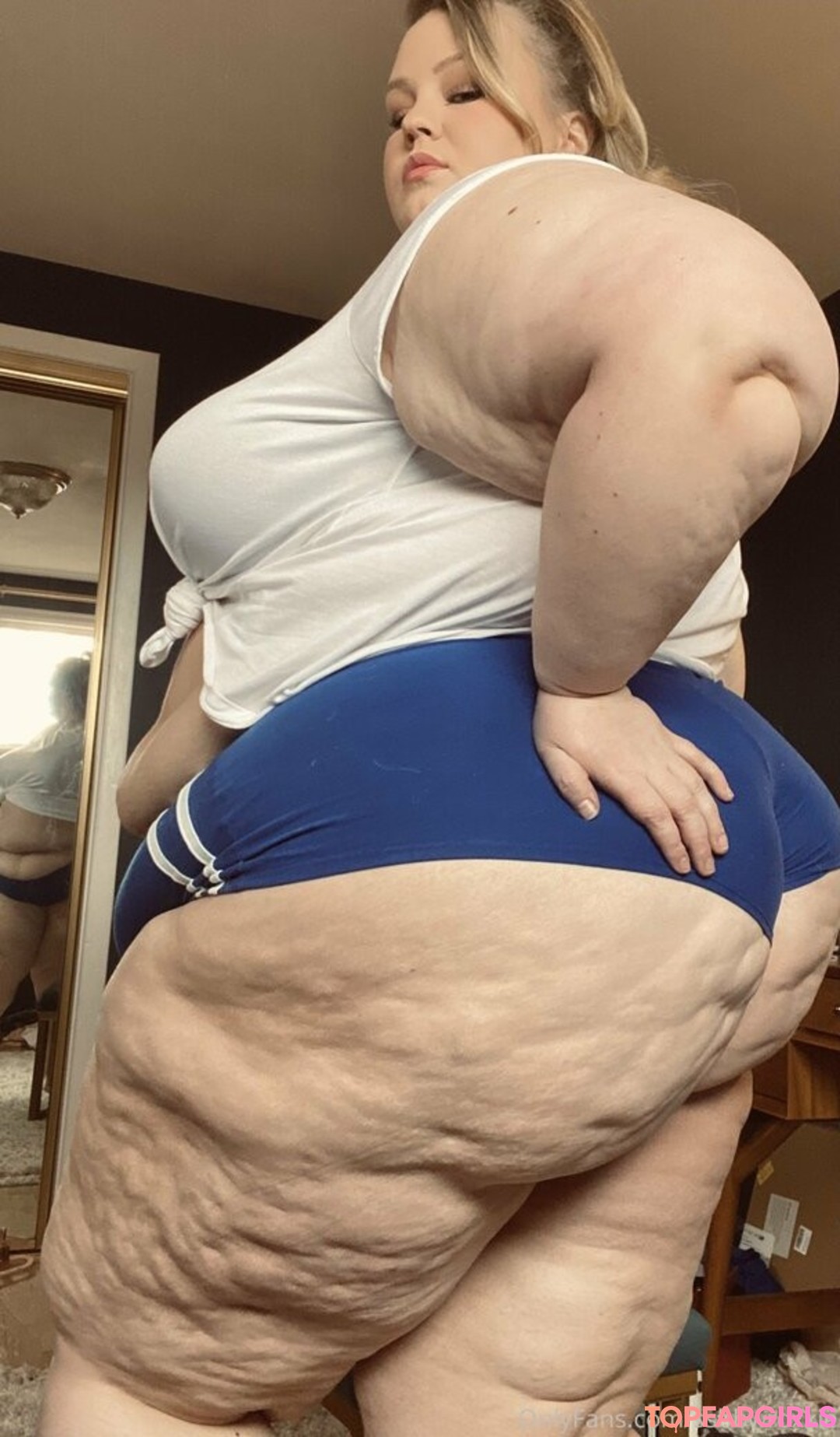 Foto desnuda filtrada de OnlyFans de Ssbbwroxxie #18 Foto desnuda filtrada de OnlyFans de Ssbbwroxxie #18