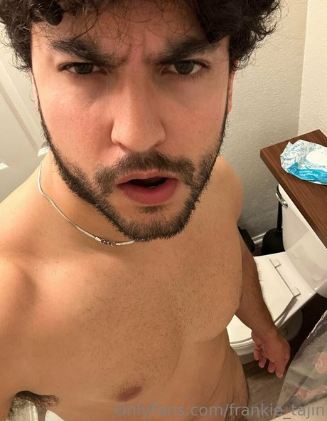 Foto desnuda filtrada de OnlyFans de Frankietajin