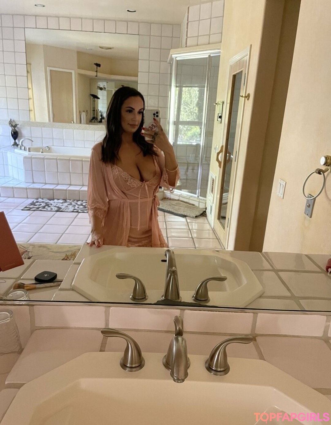 Foto desnuda filtrada de OnlyFans de Sofiryanxoxoxo #88 Foto desnuda filtrada de OnlyFans de Sofiryanxoxoxo #88