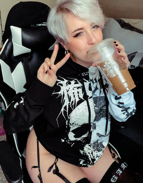 Yoemilyreyfree