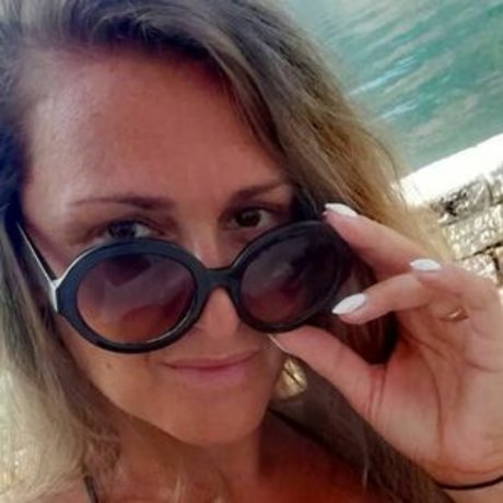 Justwoman 42