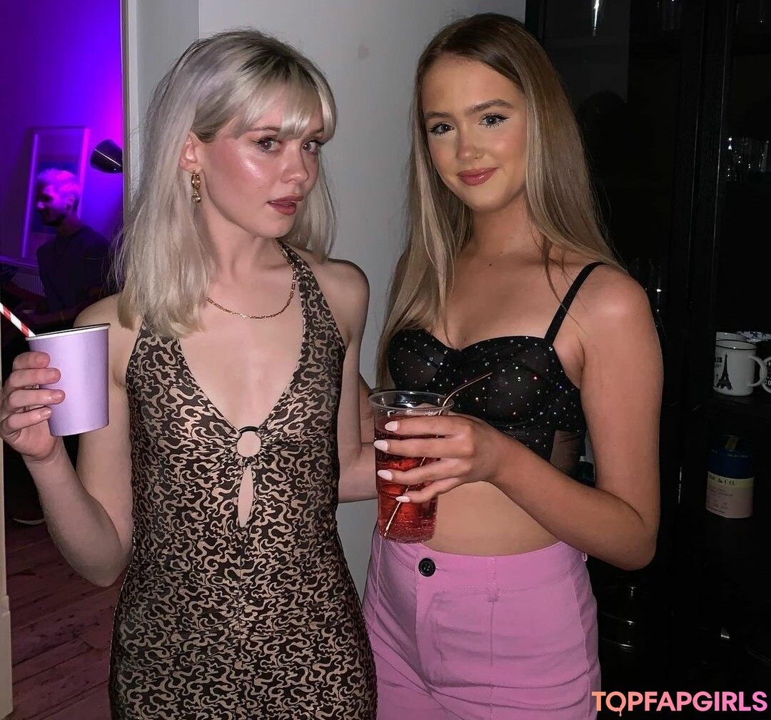 Foto desnuda filtrada de OnlyFans de Maisie Peters #80 Foto desnuda filtrada de OnlyFans de Maisie Peters #80