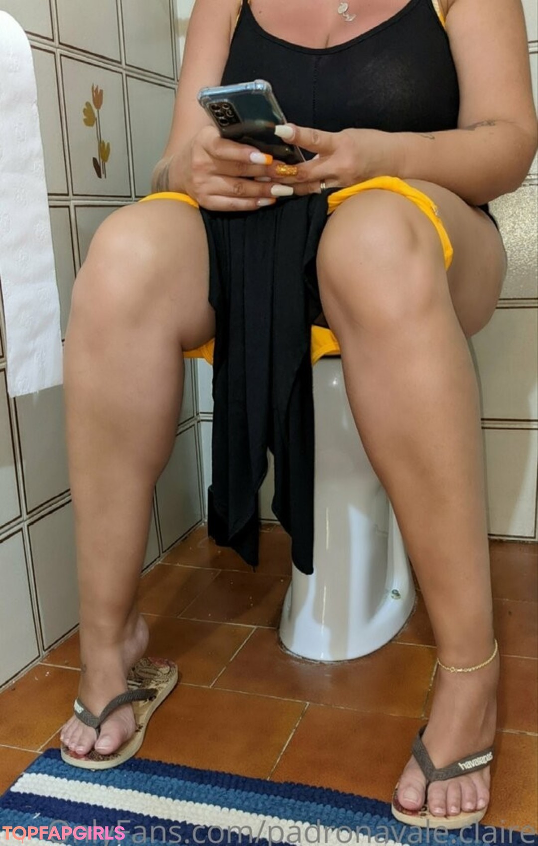 Foto desnuda filtrada de OnlyFans de Padronavaleclaire #80 Foto desnuda filtrada de OnlyFans de Padronavaleclaire #80