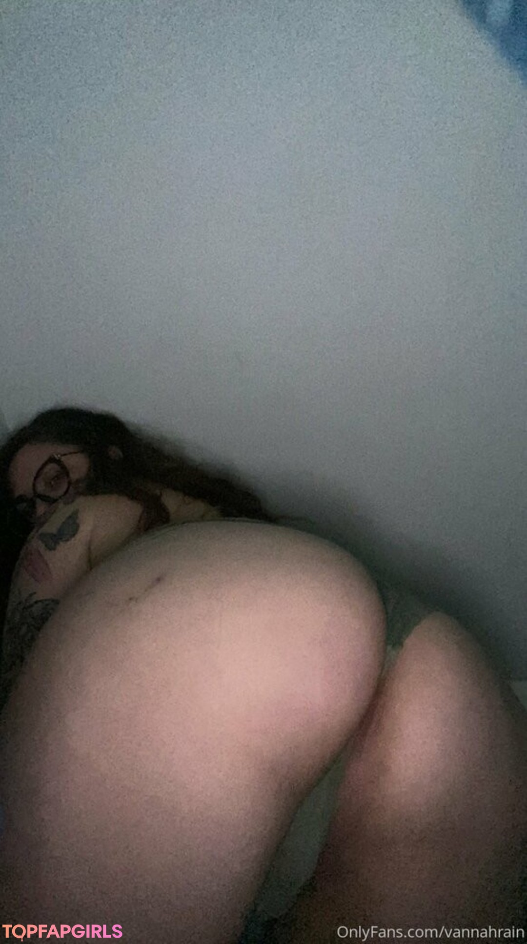 Foto desnuda filtrada de OnlyFans de Vannahrain #15 Foto desnuda filtrada de OnlyFans de Vannahrain #15