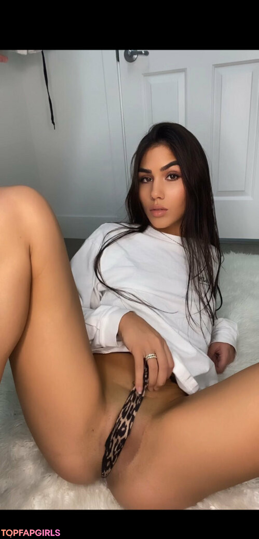 Foto desnuda filtrada de OnlyFans de Therosaliaxo #23 Foto desnuda filtrada de OnlyFans de Therosaliaxo #23