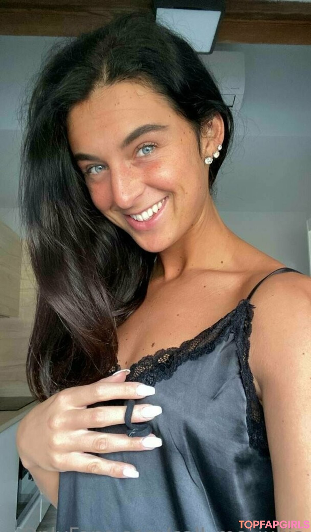 Foto desnuda filtrada de OnlyFans de Callmejuliia #119 Foto desnuda filtrada de OnlyFans de Callmejuliia #119