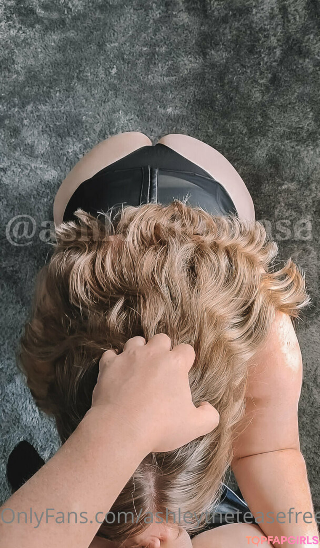 Foto desnuda filtrada de OnlyFans de Ashleytheteasefree #66 Foto desnuda filtrada de OnlyFans de Ashleytheteasefree #66