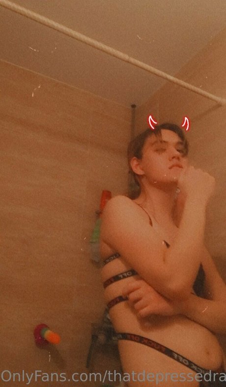Foto desnuda filtrada de OnlyFans de Thatdepressedrat