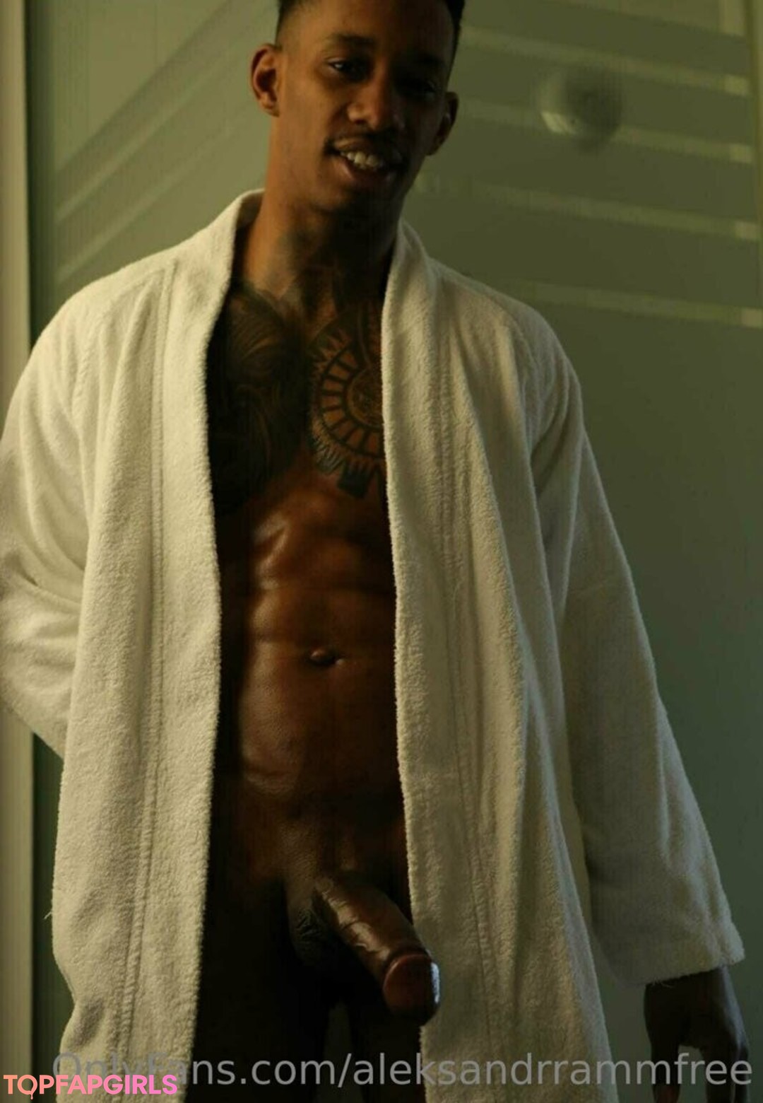 Foto desnuda filtrada de OnlyFans de Aleksandrrammfree #151 Foto desnuda filtrada de OnlyFans de Aleksandrrammfree #151