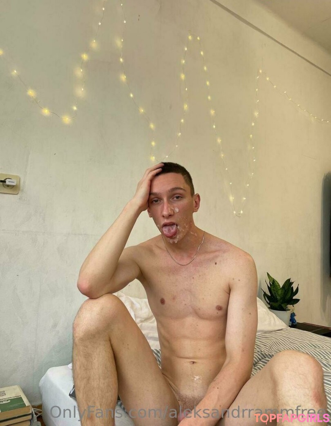 Foto desnuda filtrada de OnlyFans de Aleksandrrammfree #262 Foto desnuda filtrada de OnlyFans de Aleksandrrammfree #262