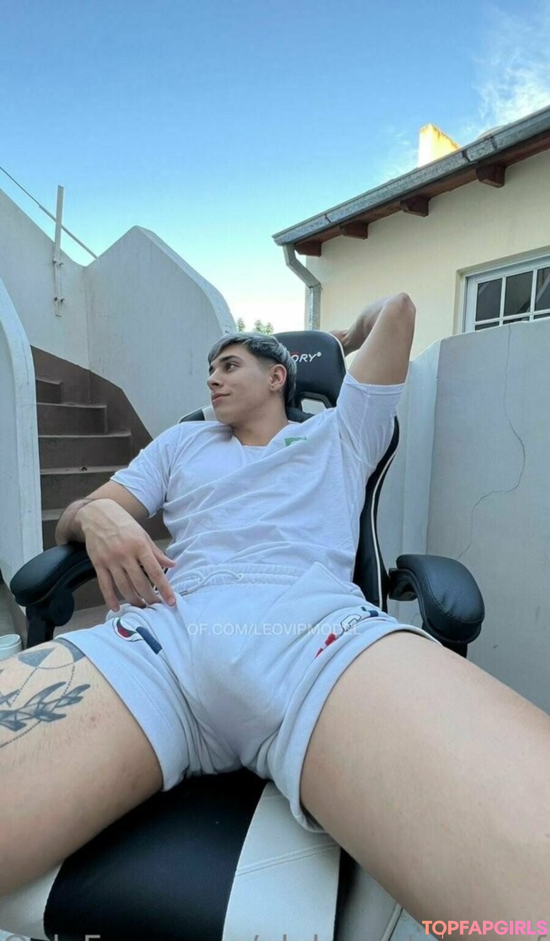 Foto desnuda filtrada de OnlyFans de Aleksandrrammfree #32 Foto desnuda filtrada de OnlyFans de Aleksandrrammfree #32