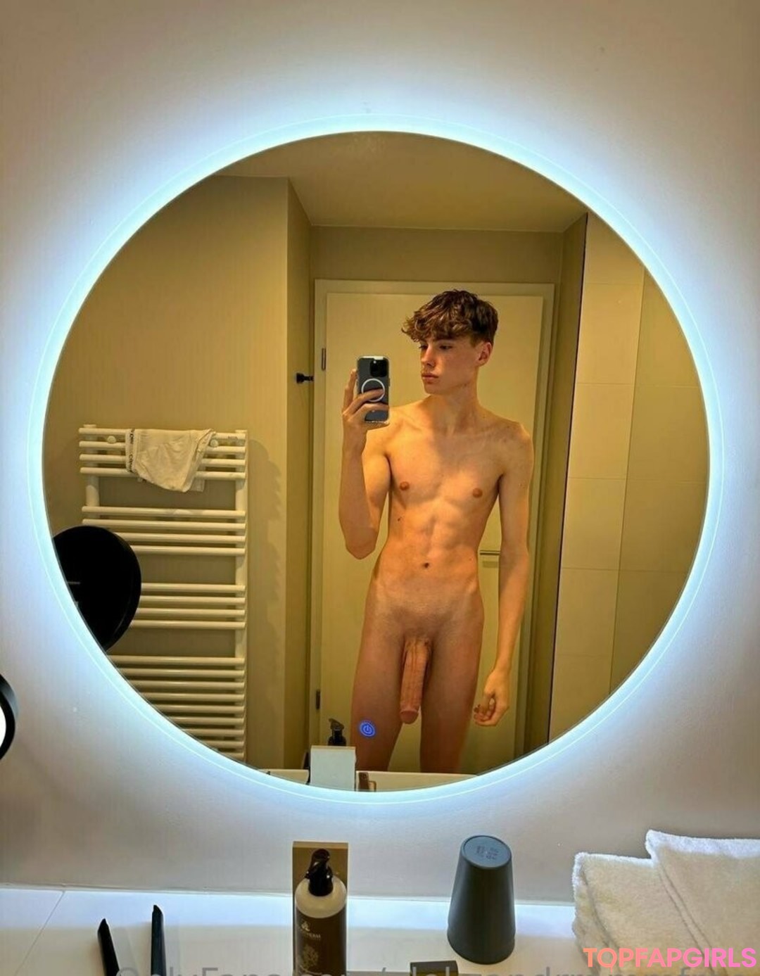 Foto desnuda filtrada de OnlyFans de Aleksandrrammfree #416 Foto desnuda filtrada de OnlyFans de Aleksandrrammfree #416