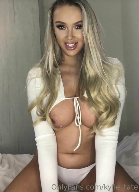 Kylie_tate