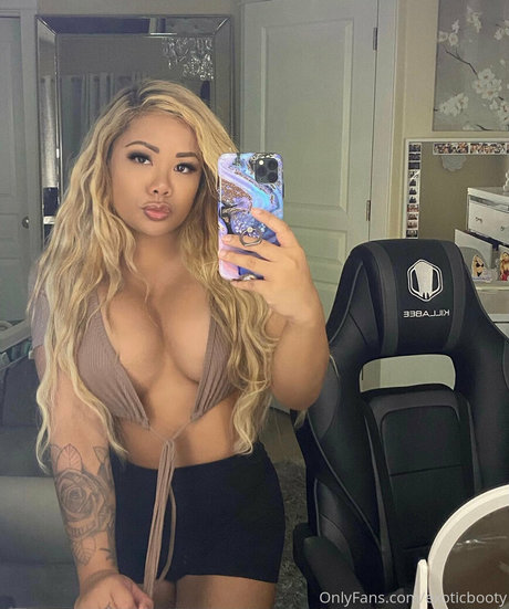 Foto desnuda filtrada de OnlyFans de Exoticbooty