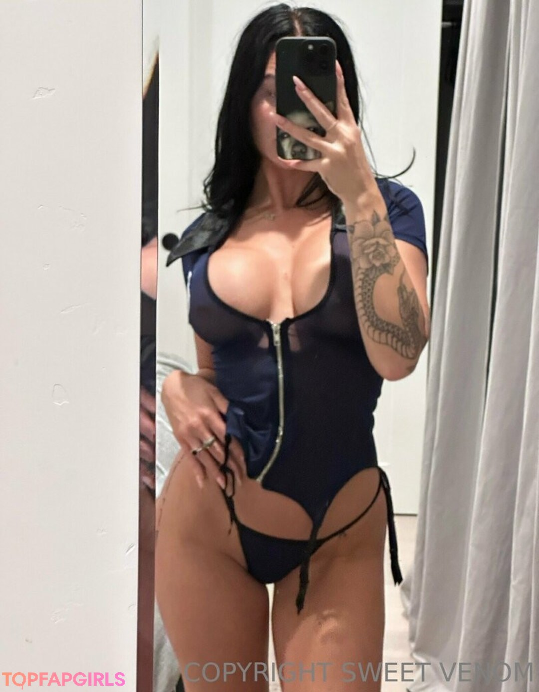 Foto desnuda filtrada de OnlyFans de Sweetvenom #13 Foto desnuda filtrada de OnlyFans de Sweetvenom #13