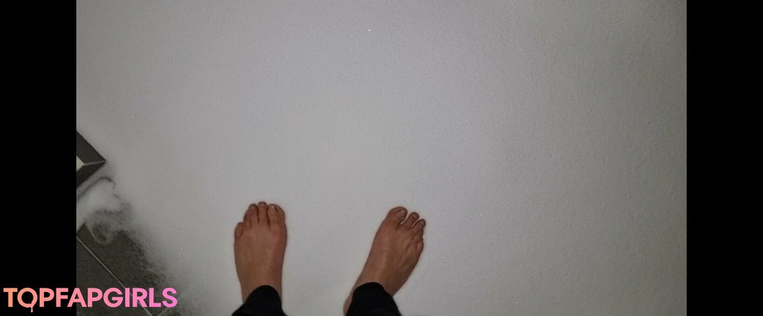 Foto desnuda filtrada de OnlyFans de Ladsfeetfree #108 Foto desnuda filtrada de OnlyFans de Ladsfeetfree #108