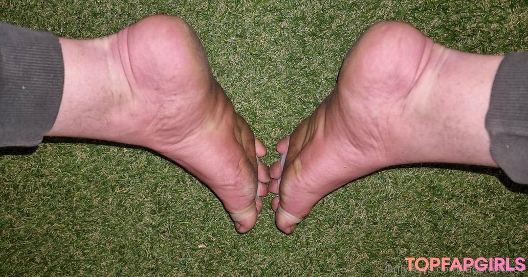 Foto desnuda filtrada de OnlyFans de Ladsfeetfree #141 Foto desnuda filtrada de OnlyFans de Ladsfeetfree #141