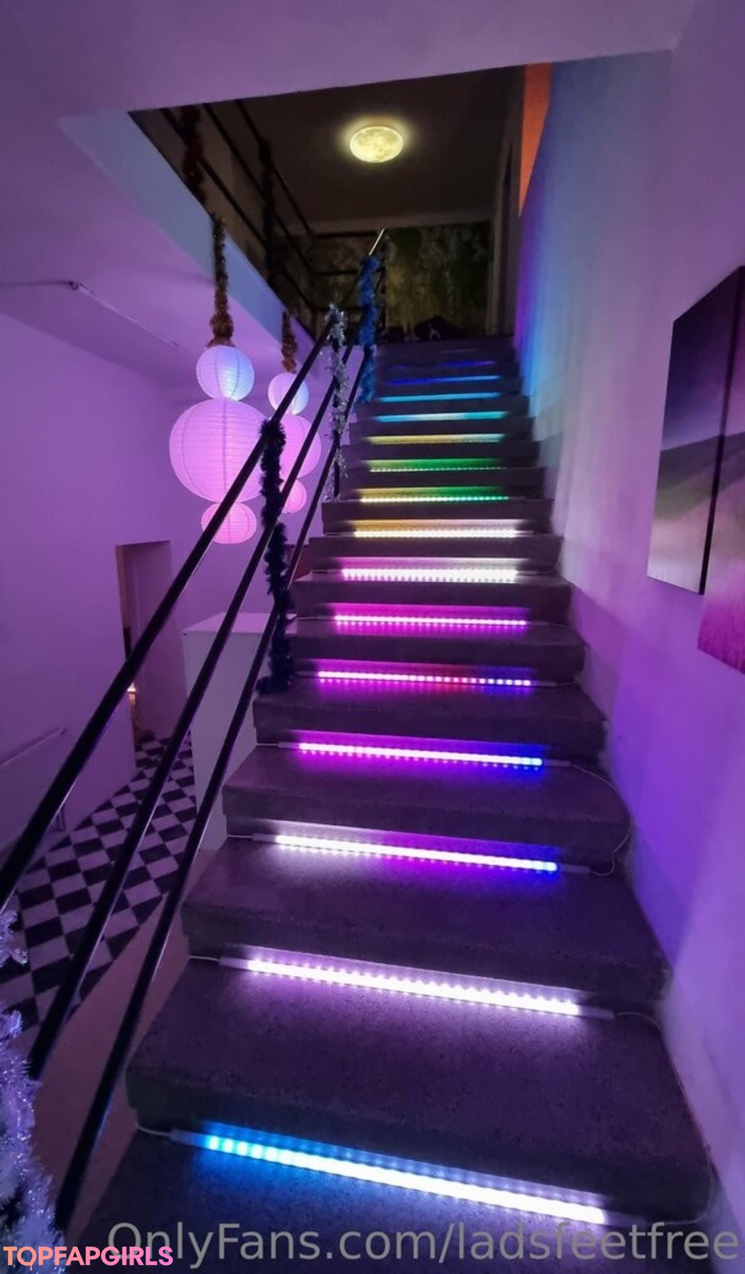 Foto desnuda filtrada de OnlyFans de Ladsfeetfree #159 Foto desnuda filtrada de OnlyFans de Ladsfeetfree #159