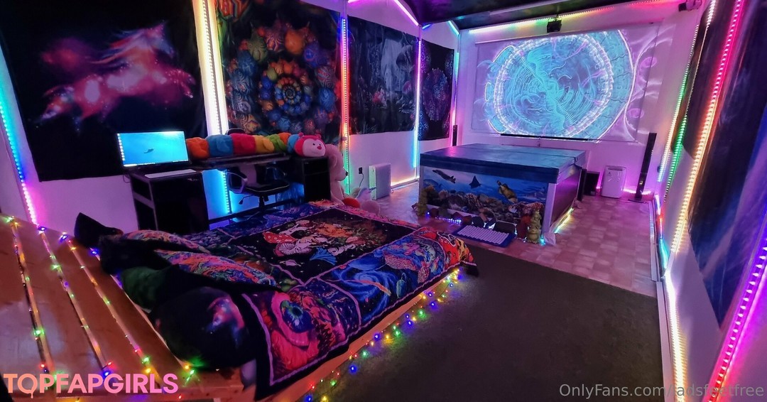 Foto desnuda filtrada de OnlyFans de Ladsfeetfree #161 Foto desnuda filtrada de OnlyFans de Ladsfeetfree #161