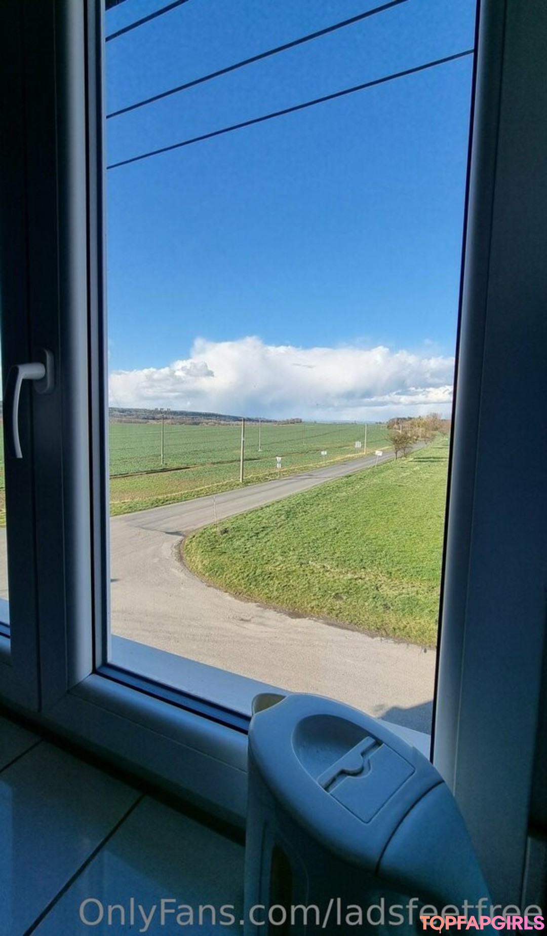 Foto desnuda filtrada de OnlyFans de Ladsfeetfree #176 Foto desnuda filtrada de OnlyFans de Ladsfeetfree #176