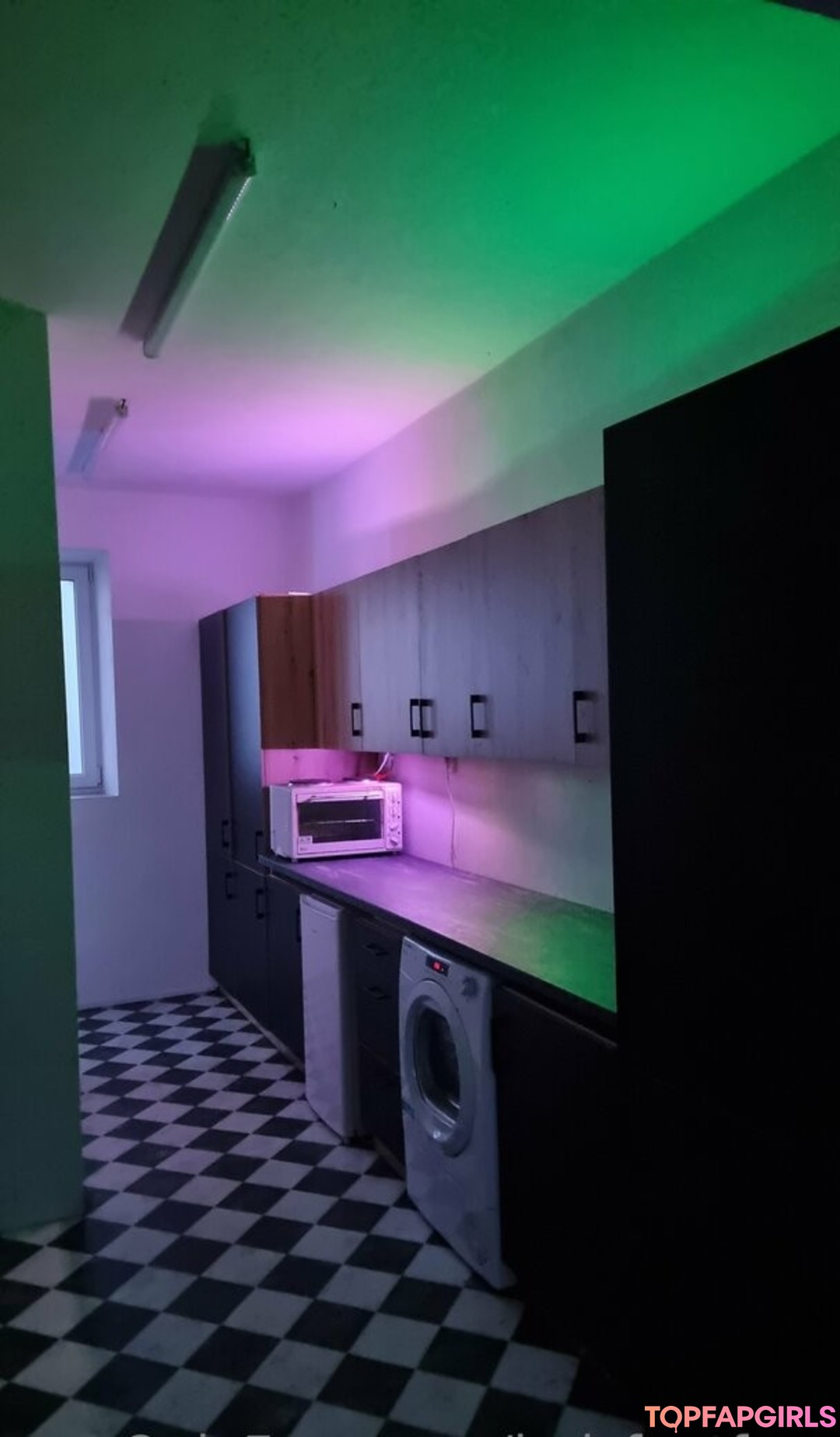 Foto desnuda filtrada de OnlyFans de Ladsfeetfree #196 Foto desnuda filtrada de OnlyFans de Ladsfeetfree #196