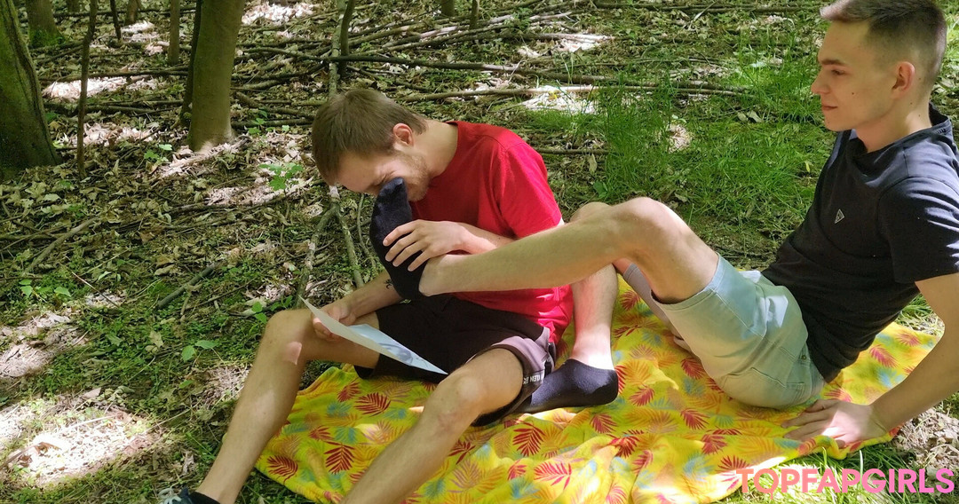 Foto desnuda filtrada de OnlyFans de Ladsfeetfree #209 Foto desnuda filtrada de OnlyFans de Ladsfeetfree #209