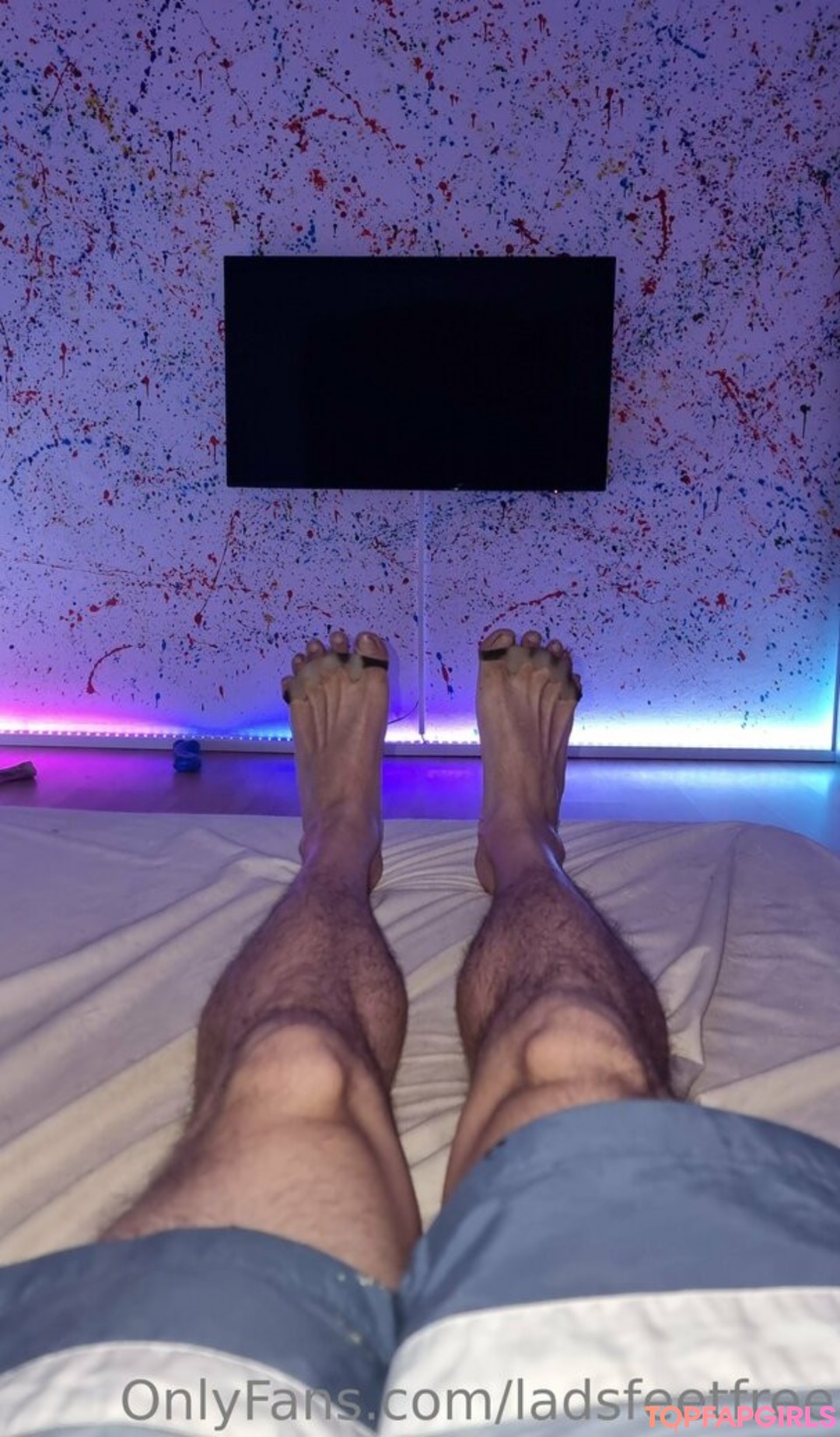 Foto desnuda filtrada de OnlyFans de Ladsfeetfree #243 Foto desnuda filtrada de OnlyFans de Ladsfeetfree #243