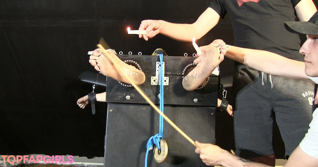 Foto desnuda filtrada de OnlyFans de Ladsfeetfree #47 Foto desnuda filtrada de OnlyFans de Ladsfeetfree #47