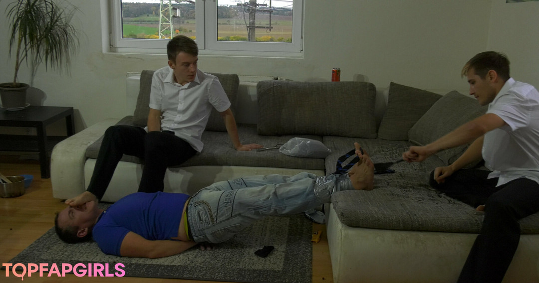 Foto desnuda filtrada de OnlyFans de Ladsfeetfree #75 Foto desnuda filtrada de OnlyFans de Ladsfeetfree #75