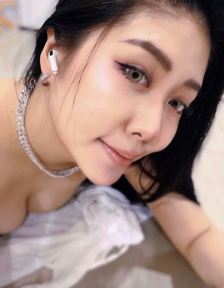 Foto desnuda filtrada de OnlyFans de Babyhsu888