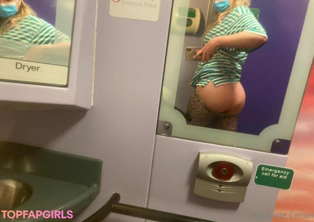 Foto desnuda filtrada de OnlyFans de Madame Cersei #271 Foto desnuda filtrada de OnlyFans de Madame Cersei #271