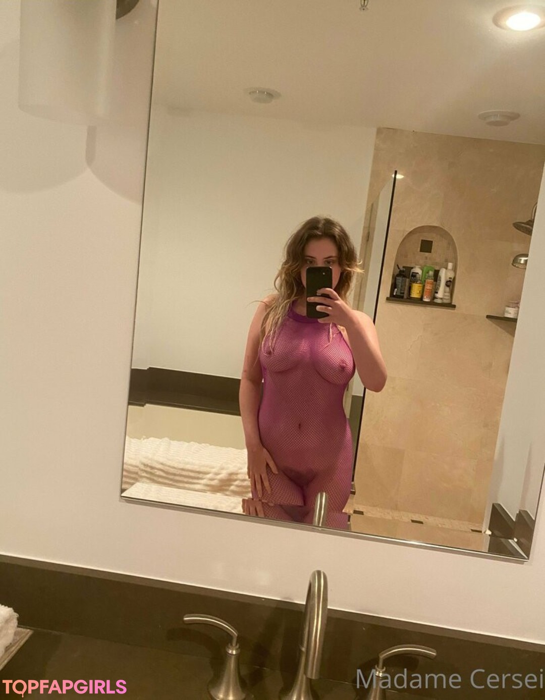 Foto desnuda filtrada de OnlyFans de Madame Cersei #566 Foto desnuda filtrada de OnlyFans de Madame Cersei #566