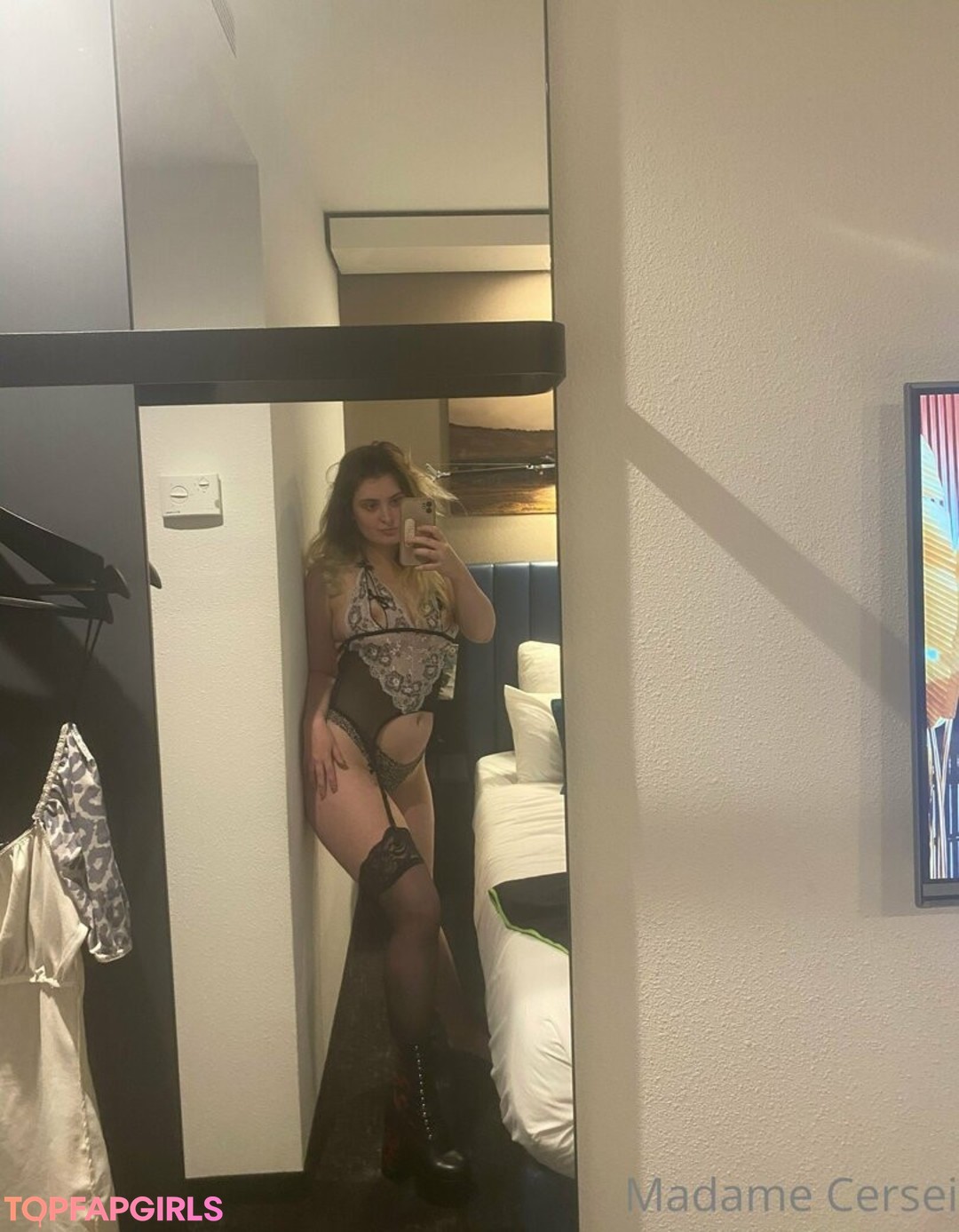 Foto desnuda filtrada de OnlyFans de Madame Cersei #657 Foto desnuda filtrada de OnlyFans de Madame Cersei #657