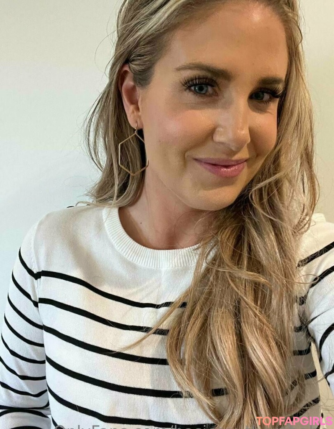 Foto desnuda filtrada de OnlyFans de Basicsouthernbabe #68 Foto desnuda filtrada de OnlyFans de Basicsouthernbabe #68