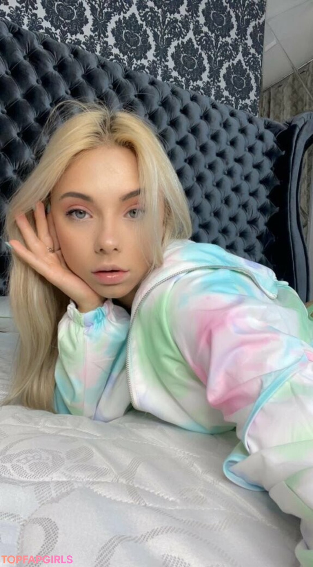 Foto desnuda filtrada de OnlyFans de Cherrishluluu #88 Foto desnuda filtrada de OnlyFans de Cherrishluluu #88