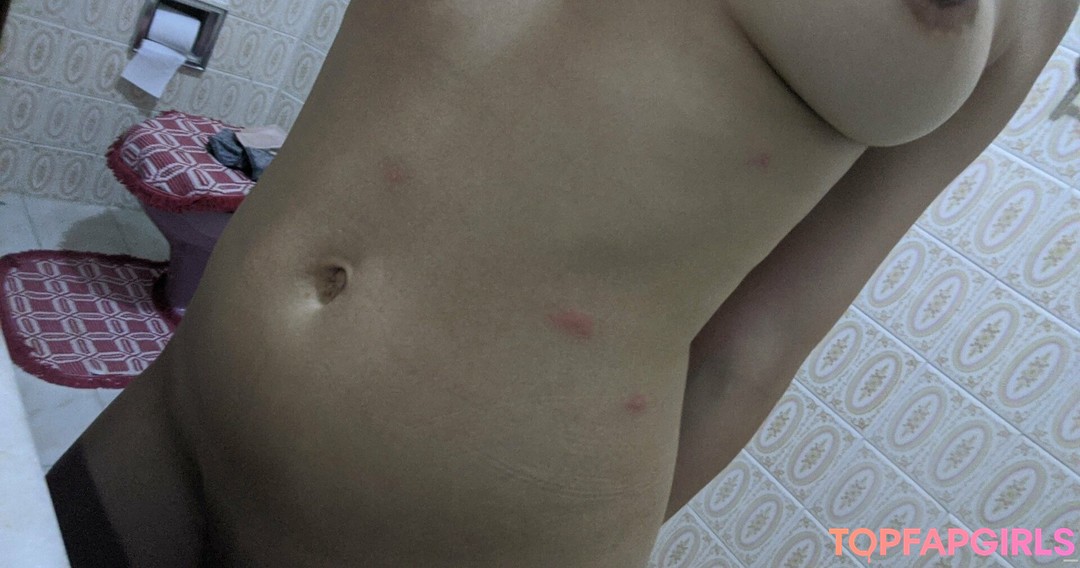 Foto desnuda filtrada de OnlyFans de Gweenblack #70 Foto desnuda filtrada de OnlyFans de Gweenblack #70