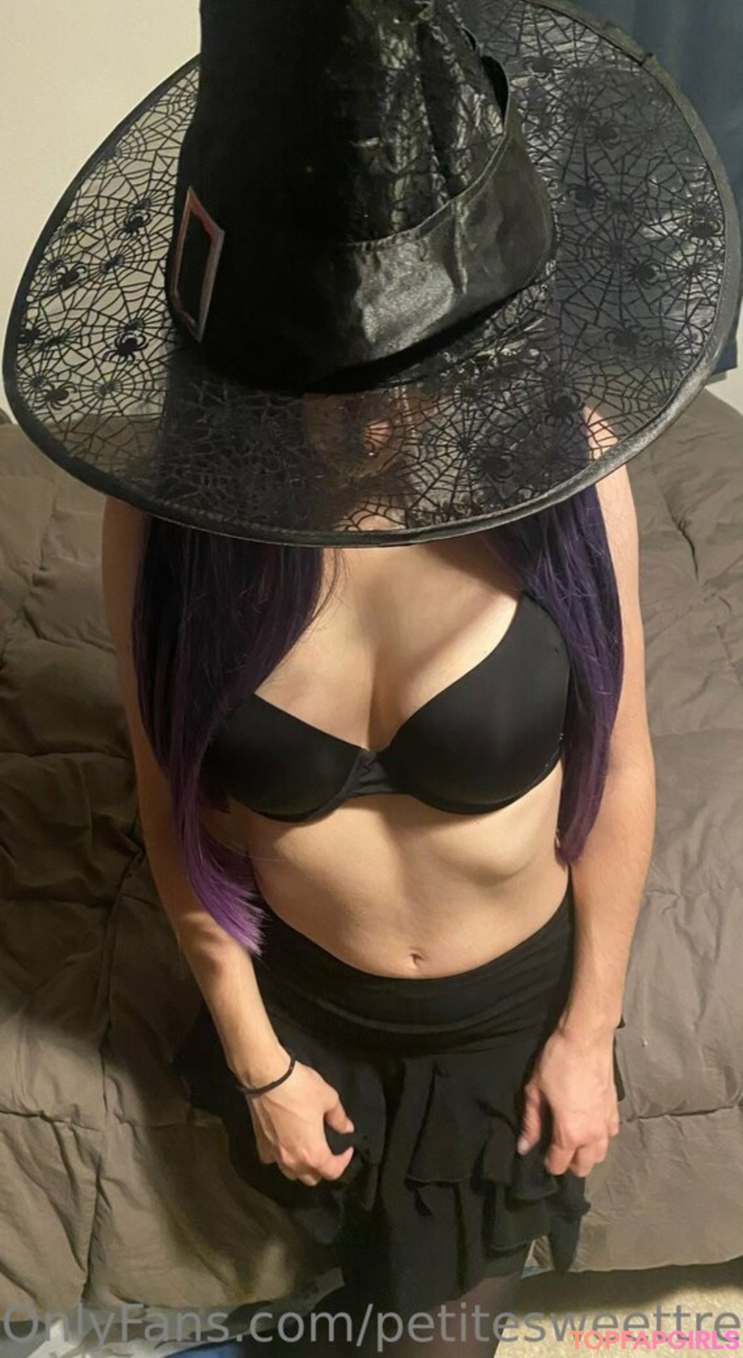 Foto desnuda filtrada de OnlyFans de Petitesweettreatx #190 Foto desnuda filtrada de OnlyFans de Petitesweettreatx #190