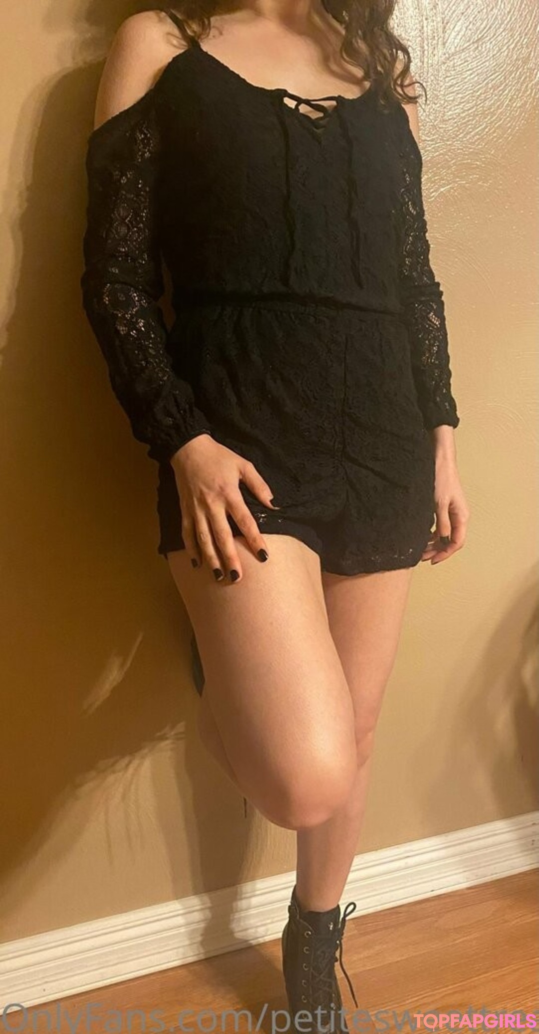 Foto desnuda filtrada de OnlyFans de Petitesweettreatx #81 Foto desnuda filtrada de OnlyFans de Petitesweettreatx #81