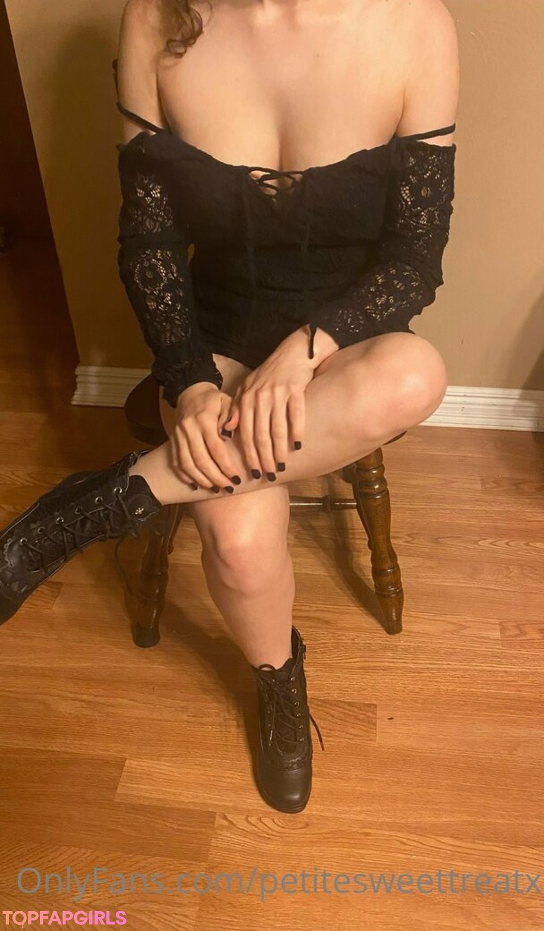 Foto desnuda filtrada de OnlyFans de Petitesweettreatx #90 Foto desnuda filtrada de OnlyFans de Petitesweettreatx #90