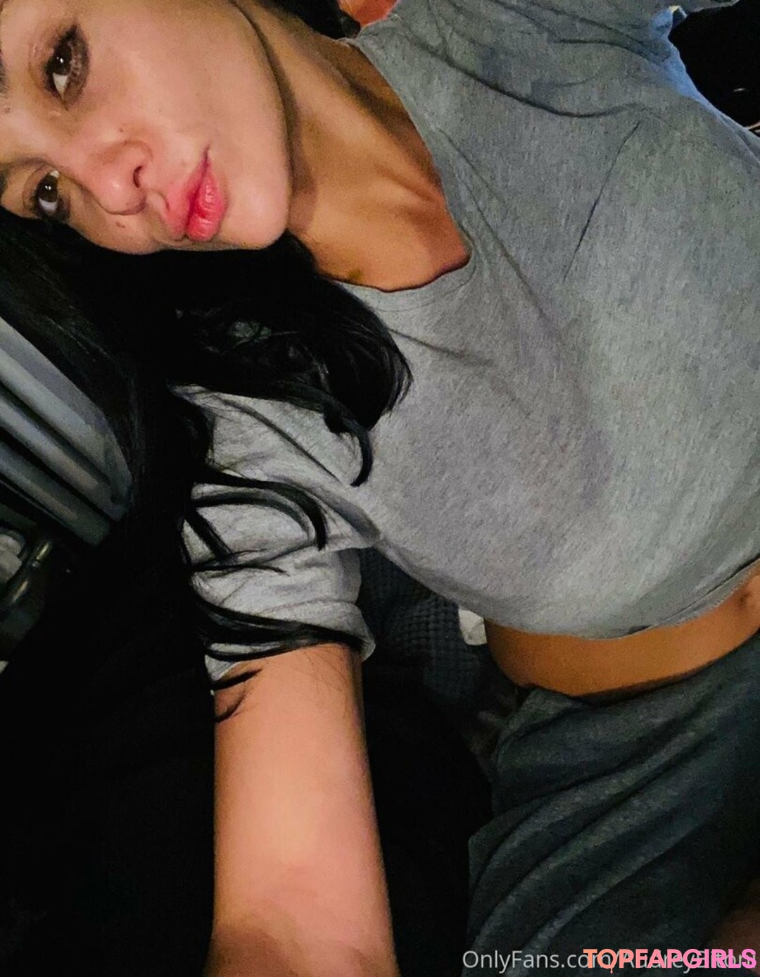 Foto desnuda filtrada de OnlyFans de Audreybitoni #248 Foto desnuda filtrada de OnlyFans de Audreybitoni #248