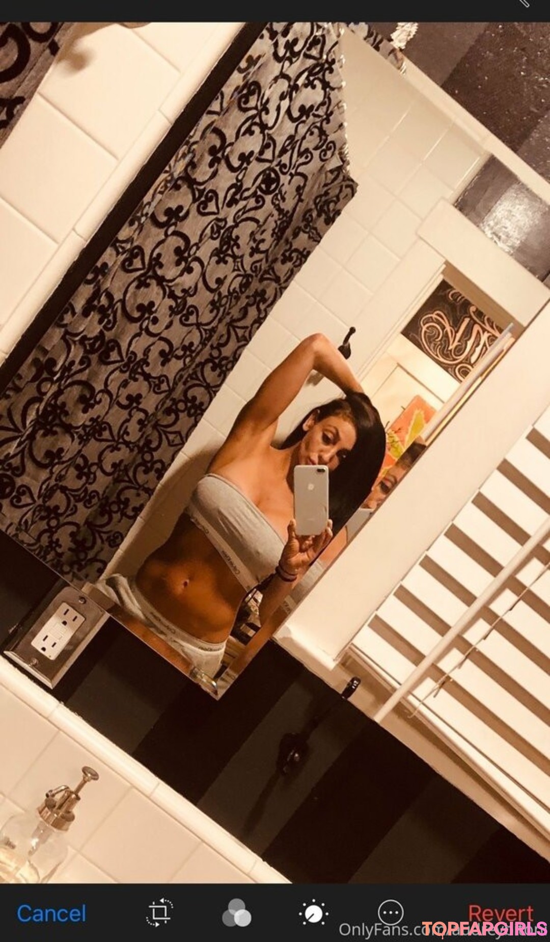 Foto desnuda filtrada de OnlyFans de Audreybitoni #60 Foto desnuda filtrada de OnlyFans de Audreybitoni #60