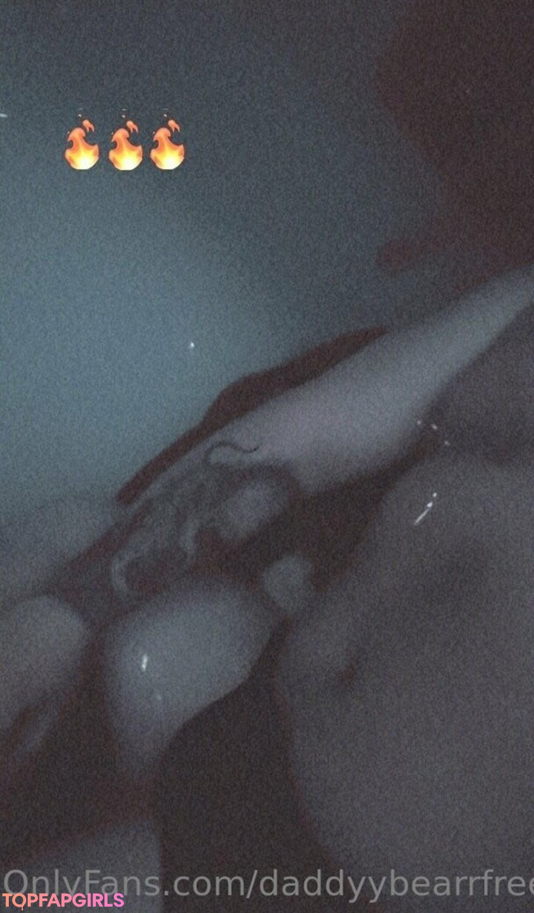 Foto desnuda filtrada de OnlyFans de Daddyybearrfree #33 Foto desnuda filtrada de OnlyFans de Daddyybearrfree #33