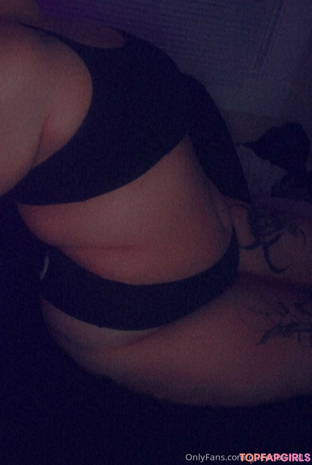 Foto desnuda filtrada de OnlyFans de Queenbish317 #11 Foto desnuda filtrada de OnlyFans de Queenbish317 #11