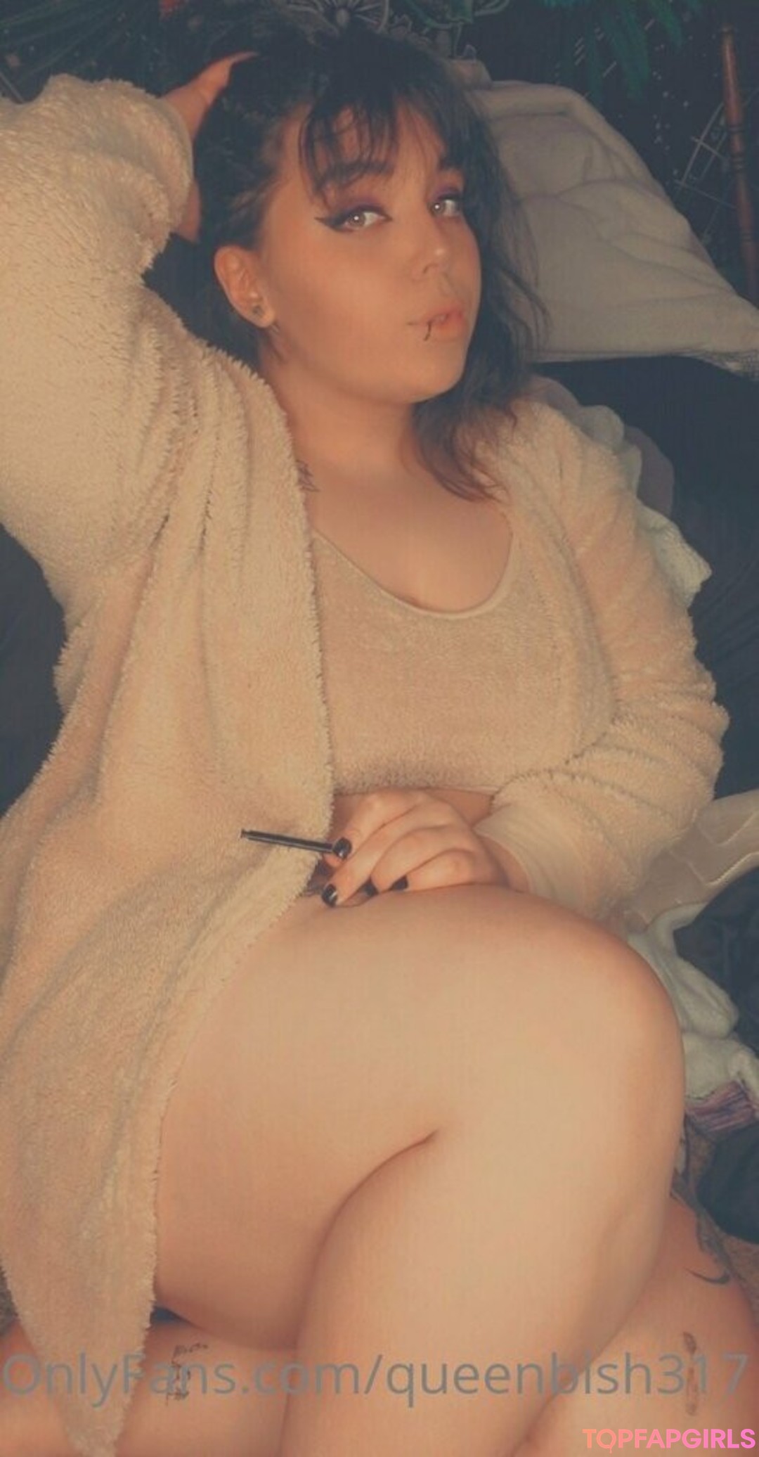 Foto desnuda filtrada de OnlyFans de Queenbish317 #31 Foto desnuda filtrada de OnlyFans de Queenbish317 #31