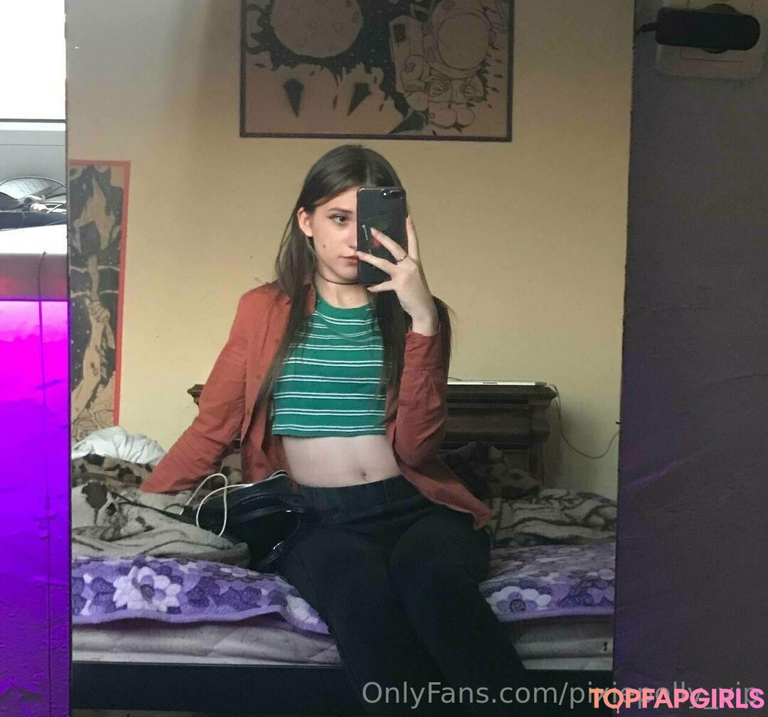 Foto desnuda filtrada de OnlyFans de Pixiepollyvip #8 Foto desnuda filtrada de OnlyFans de Pixiepollyvip #8