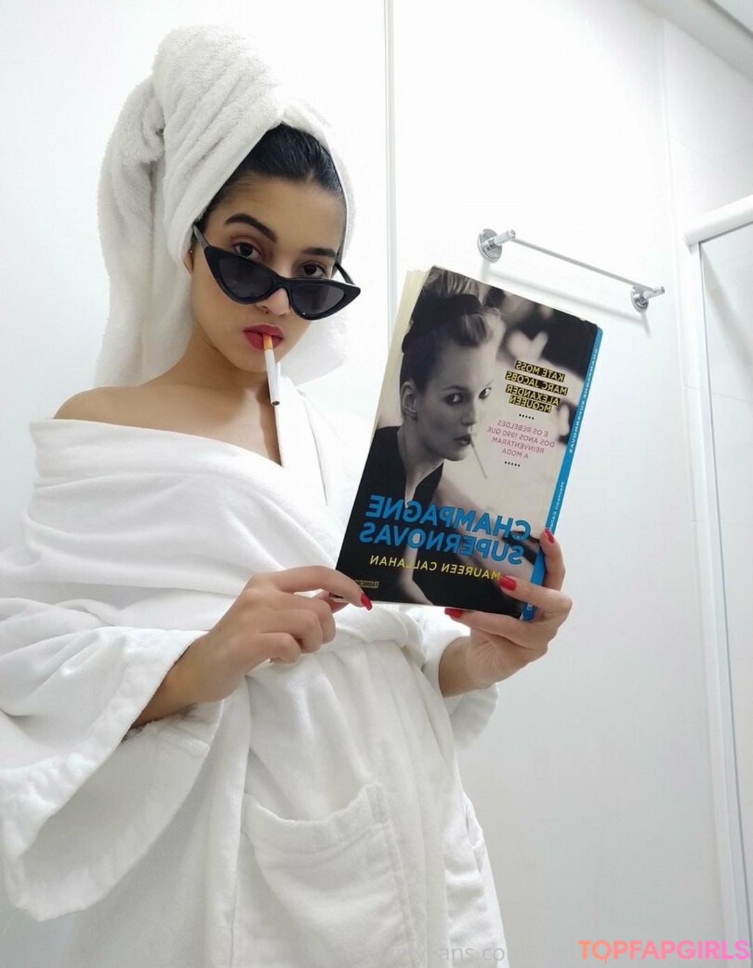 Foto desnuda filtrada de OnlyFans de Thebeautyofsmoking #23 Foto desnuda filtrada de OnlyFans de Thebeautyofsmoking #23