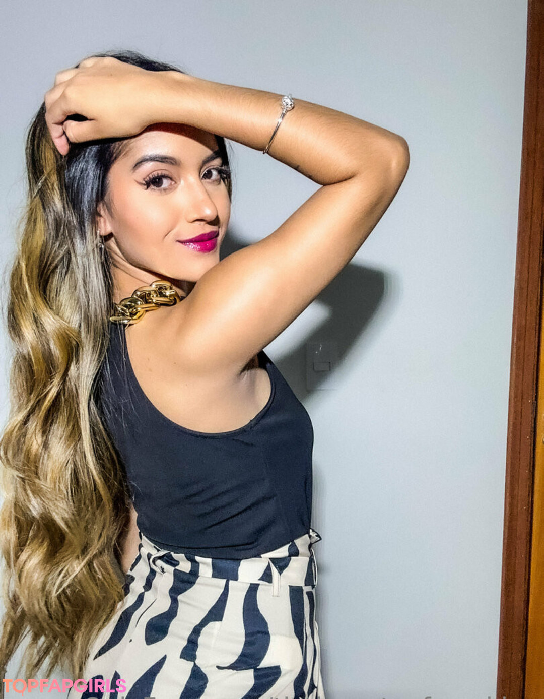 Foto desnuda filtrada de OnlyFans de Thebeautyofsmoking #94 Foto desnuda filtrada de OnlyFans de Thebeautyofsmoking #94